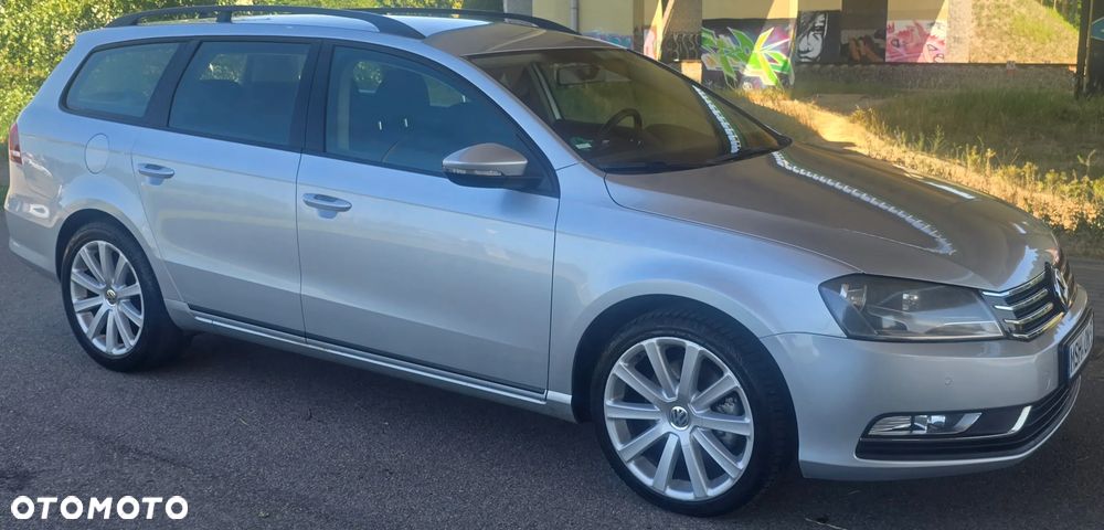 Volkswagen Passat 2.0 TDI DPF BlueMotion Technology Trendline - 3