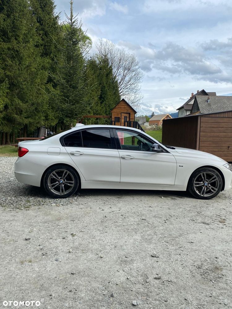 BMW Seria 3 320d - 5
