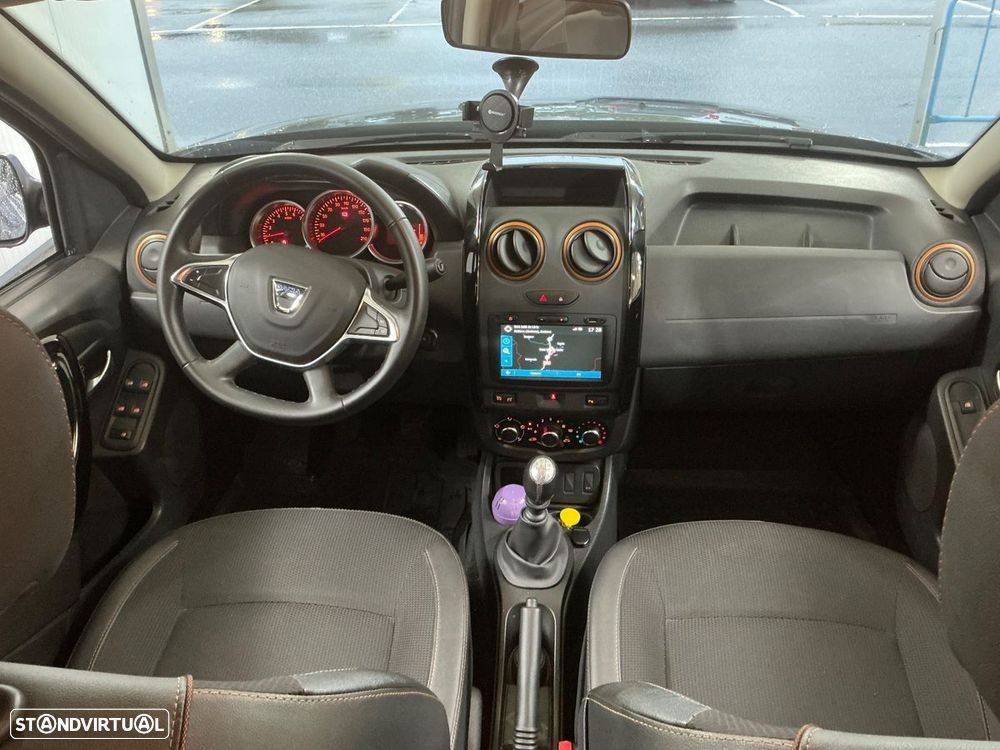 Dacia Duster 1.2 TCe SL Explorer - 3