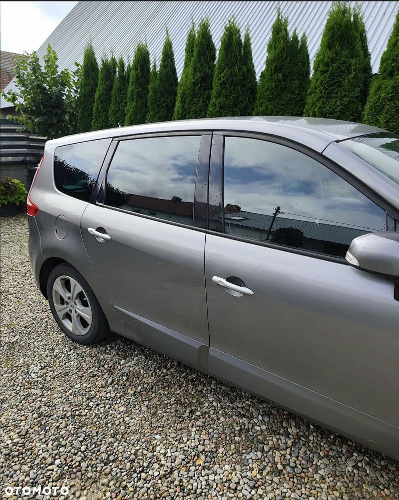 Renault Scenic dCi 130 FAP Bose Edition - 5