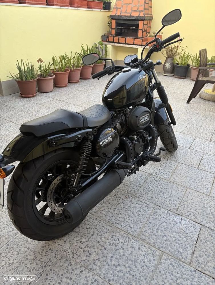 Hyosung Aquila - 4
