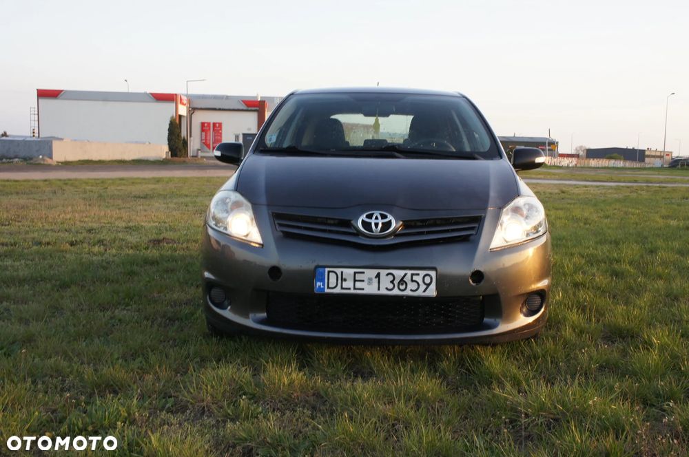 Toyota Auris 1.4 D-4D 2010 - 6