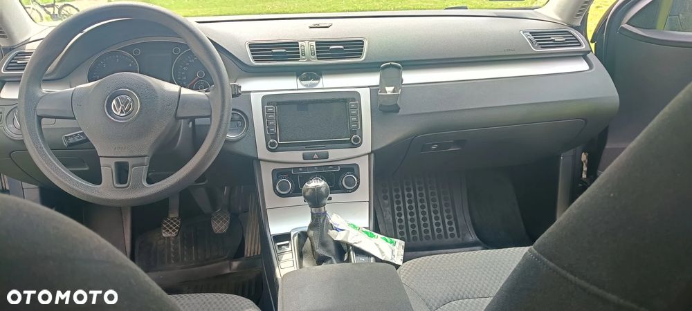 Volkswagen Passat 2.0 TDI Comfortline Optimum - 9