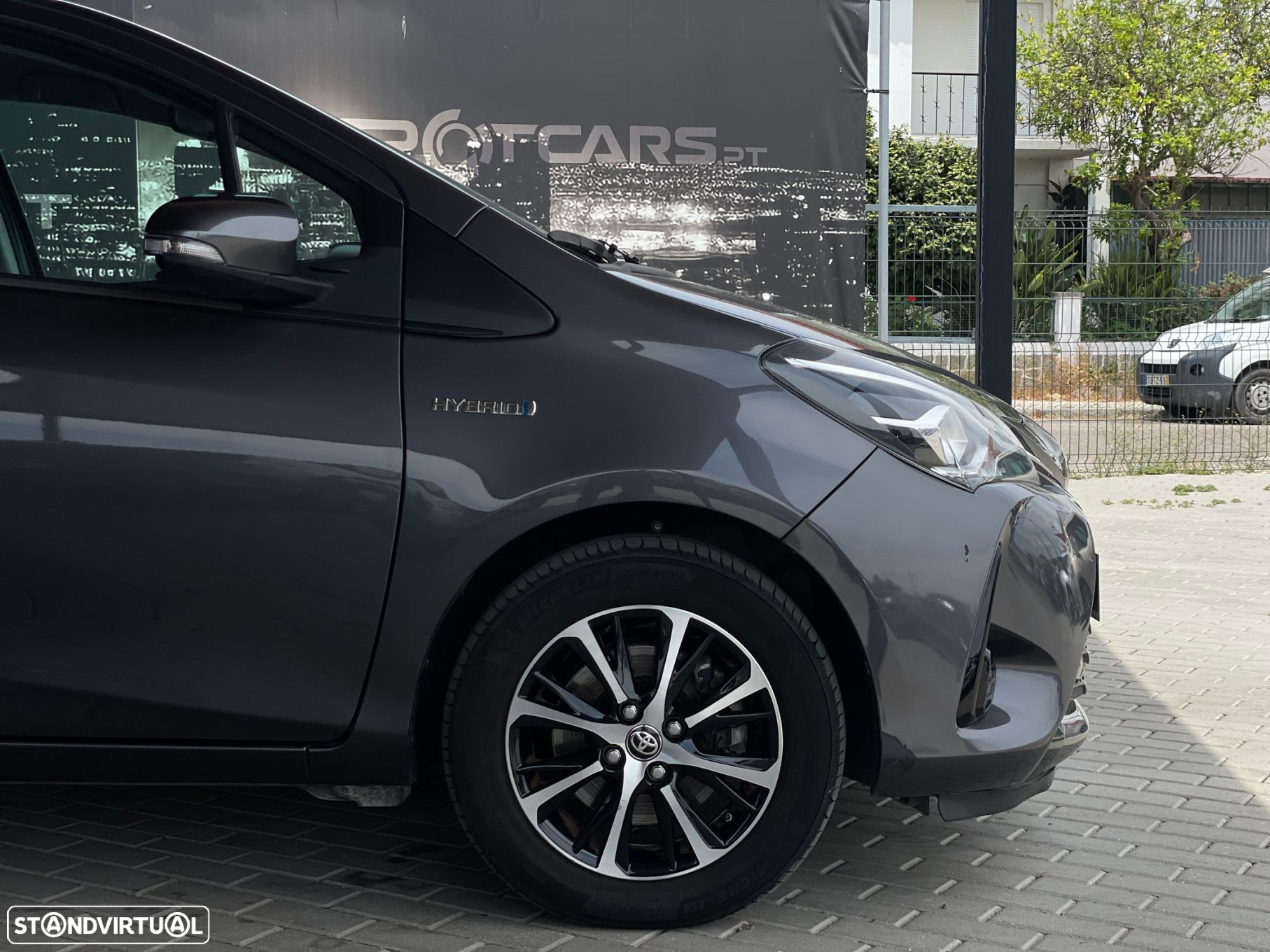 Toyota Yaris 1.5 HSD Comfort - 8