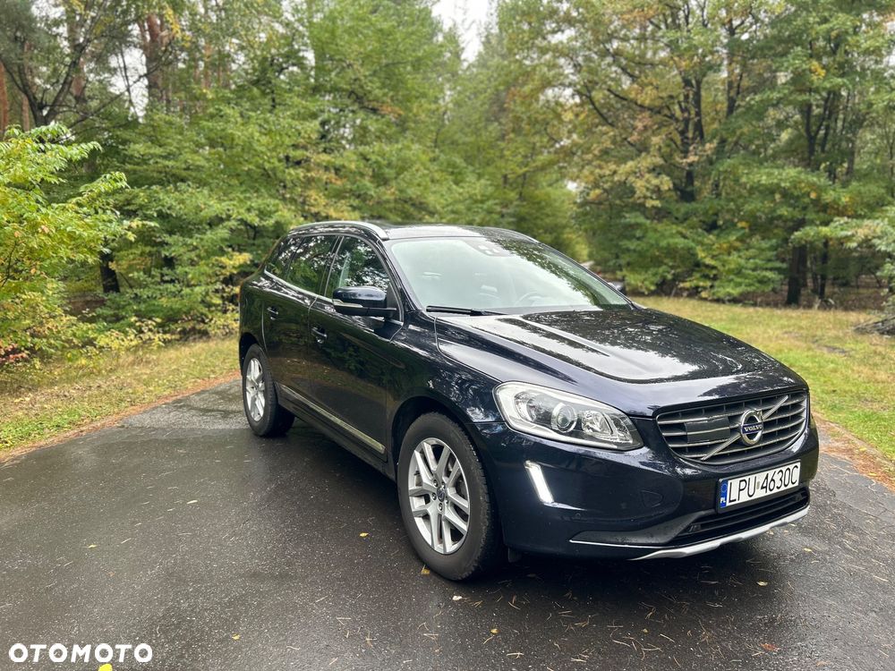 Volvo XC 60 D4 Momentum - 1