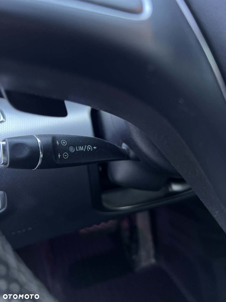 Mercedes-Benz Klasa E - 27