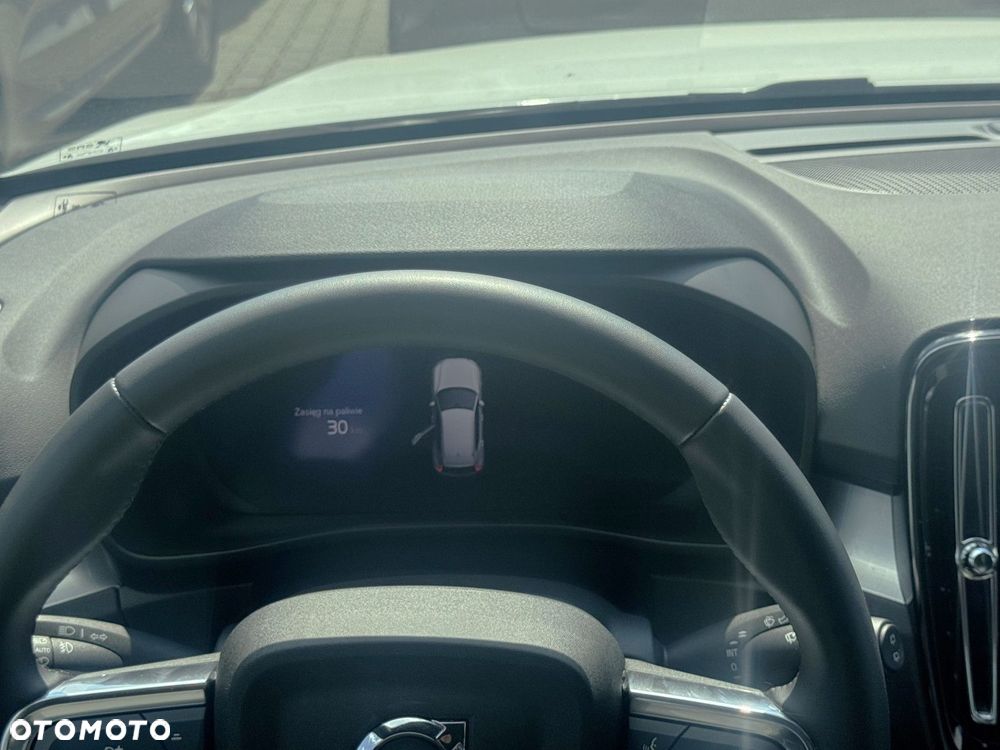Volvo XC 40 - 12