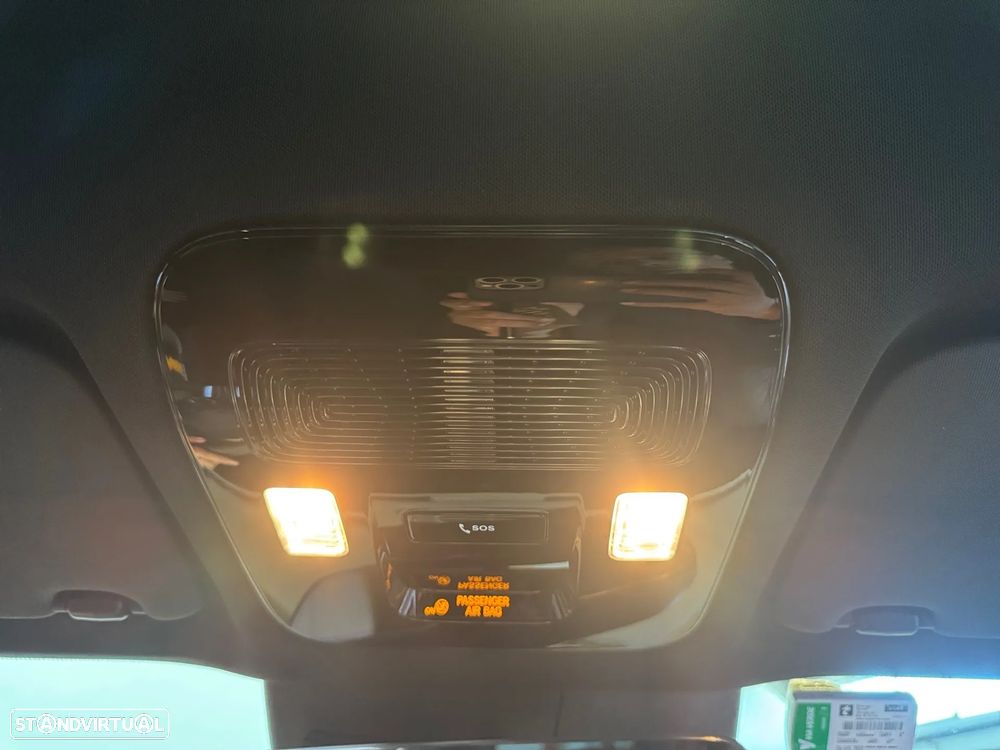 Mercedes-Benz GLB 250+ EQ - 27