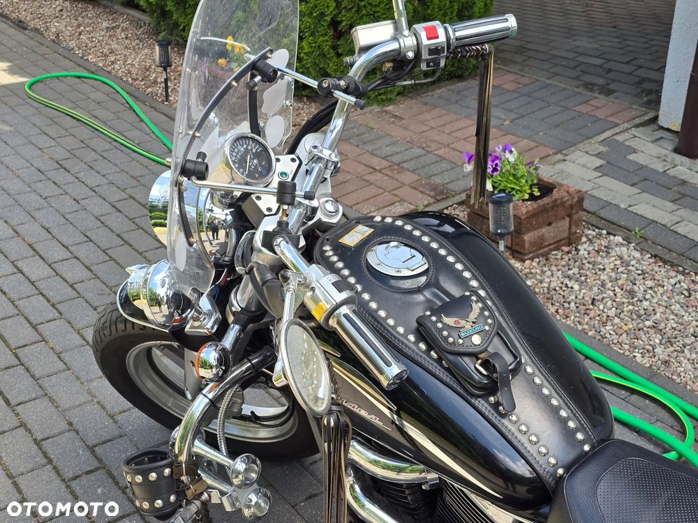 Suzuki Marauder - 7