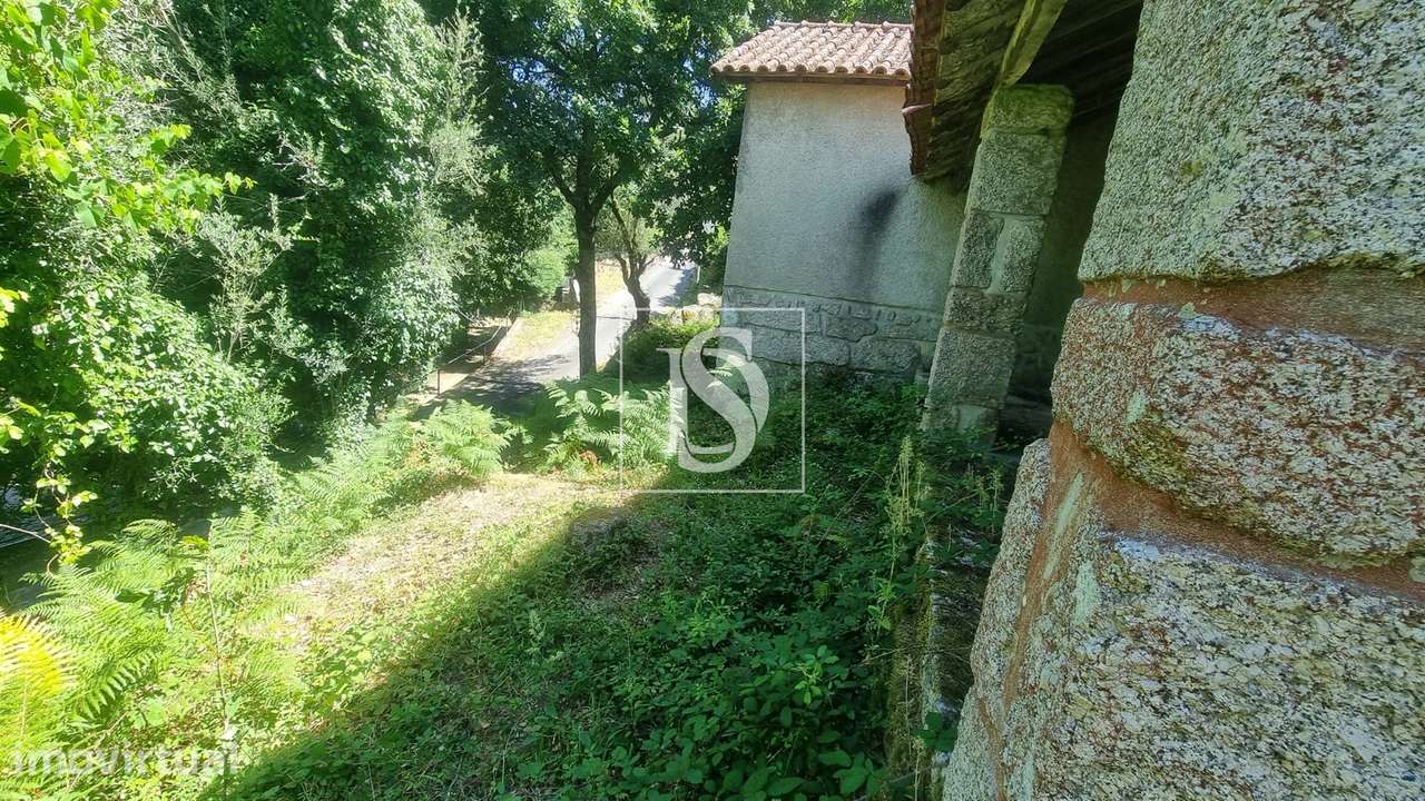 Moradia para Restaurar T2 Venda em Vilar da Veiga,Terras de Bouro - Grande imagem: 2/26