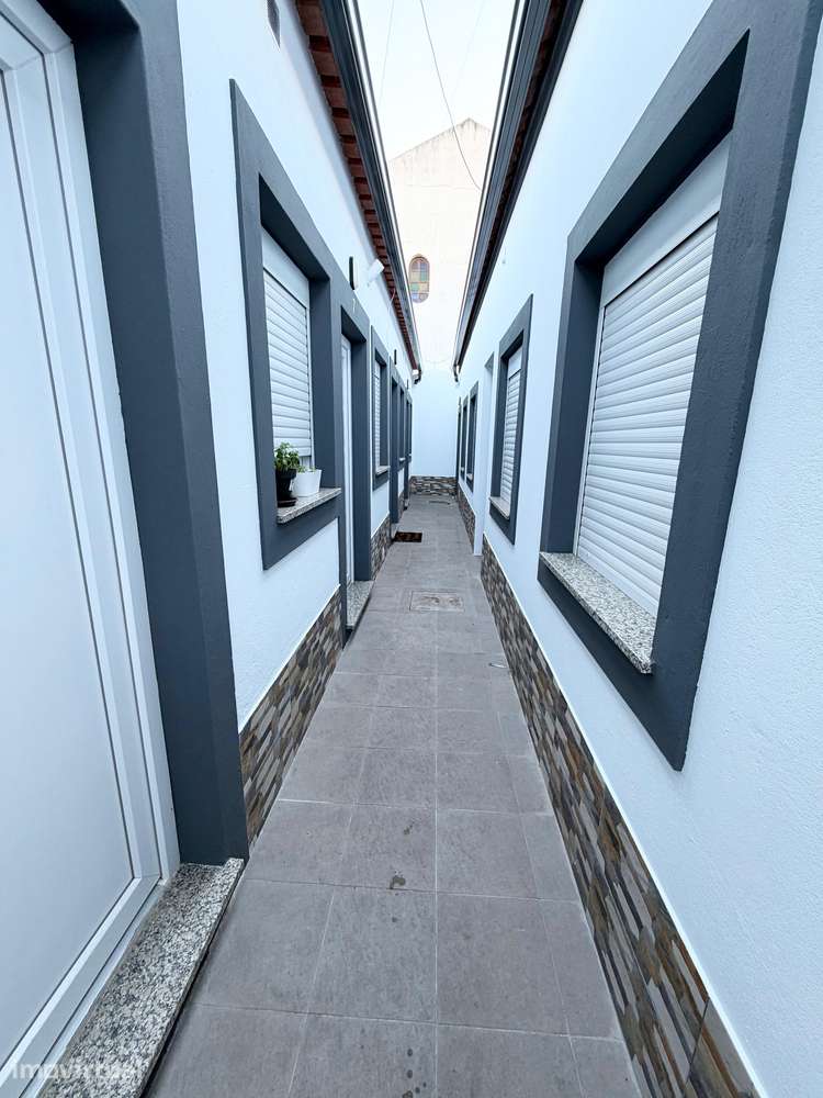 Prédio de Investimento com 11 Casas | Arroja, Odivelas - Grande imagem: 3/12