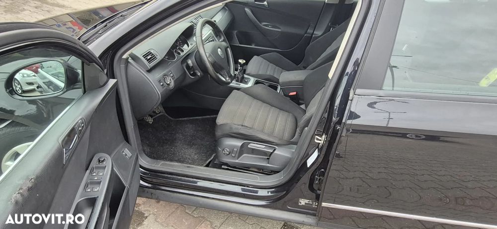 Volkswagen Passat - 5