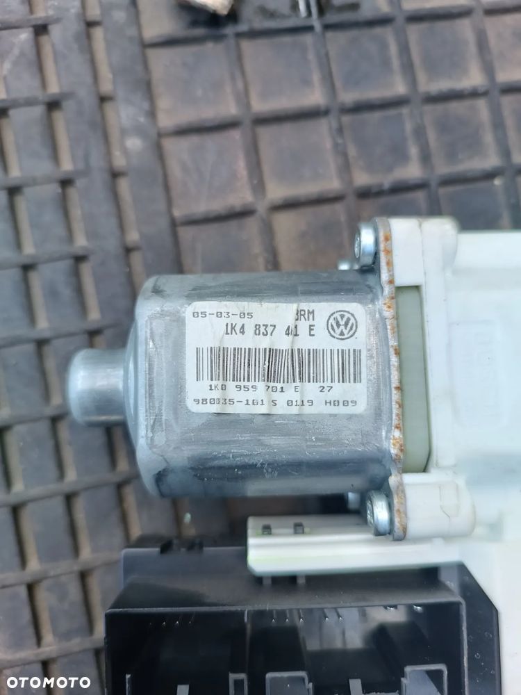 VW GOLF V HB SILNICZEK SZYBY LEWY PRZÓD SKODA OCTAVIA II 05R KOMBI 1.9TDI 1K0959793C - 2