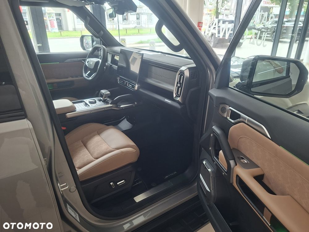 Jetour T2 - 12