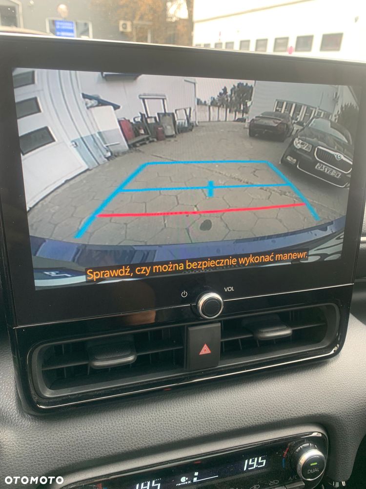 Toyota Yaris Hybrid 1.5 Executive - 25