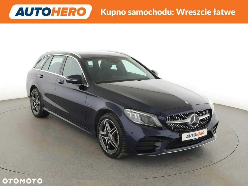 Mercedes-Benz Klasa C 300 de 9G-TRONIC AMG Line - 12