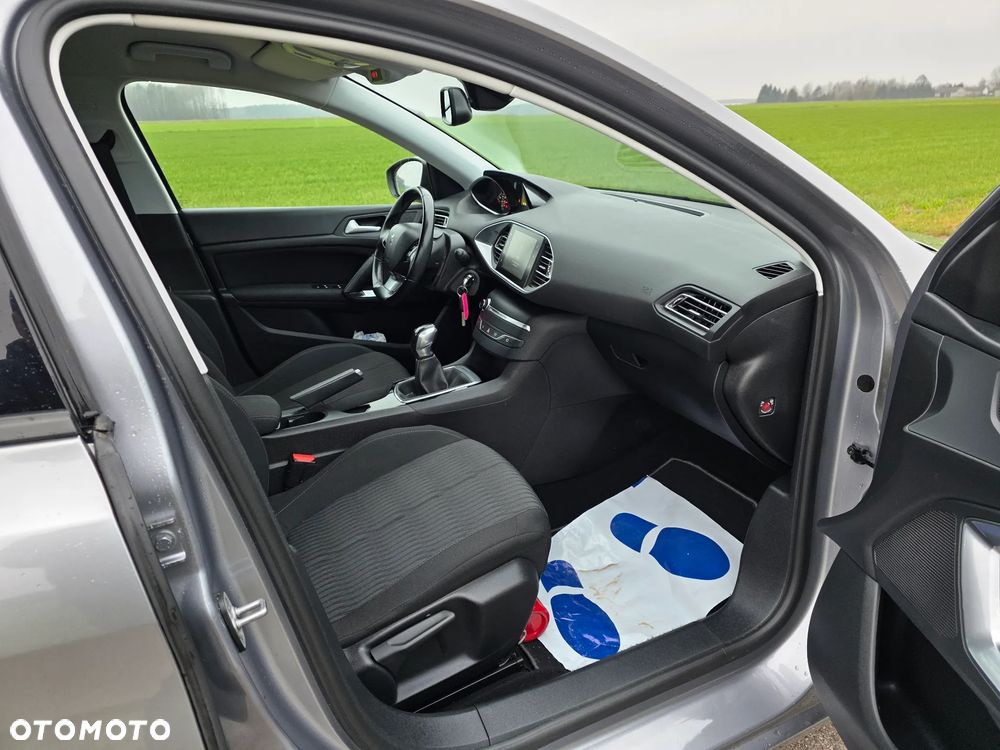 Peugeot 308 1.2 PureTech Access S&S - 12