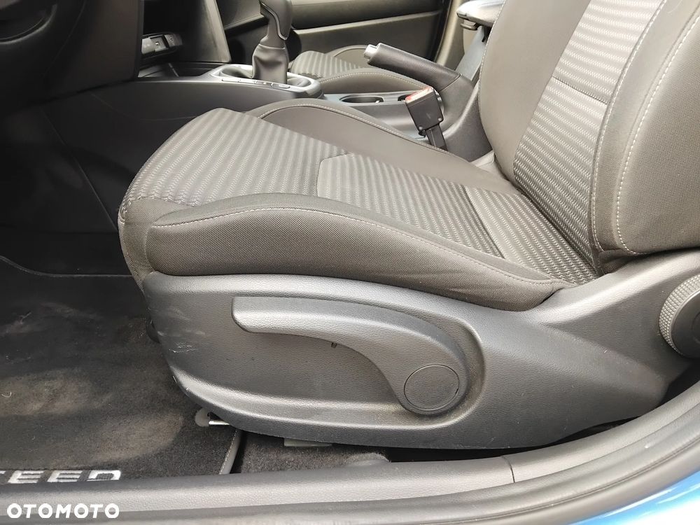 Kia Ceed 1.5 T-GDI M - 20