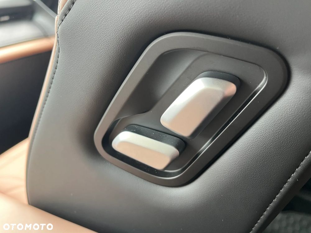 Chery Tiggo 9 - 17