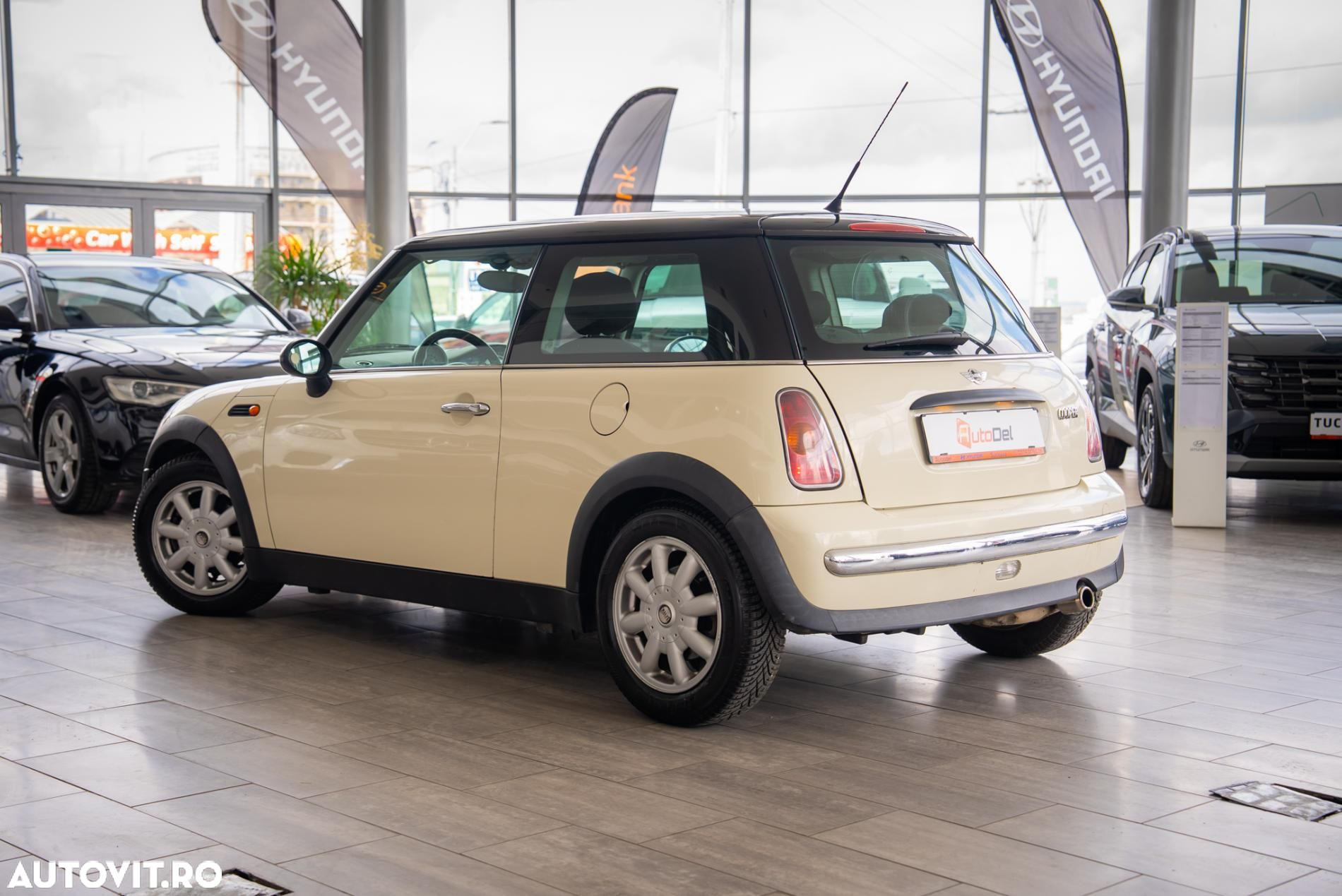 Mini Cooper Standard - 3