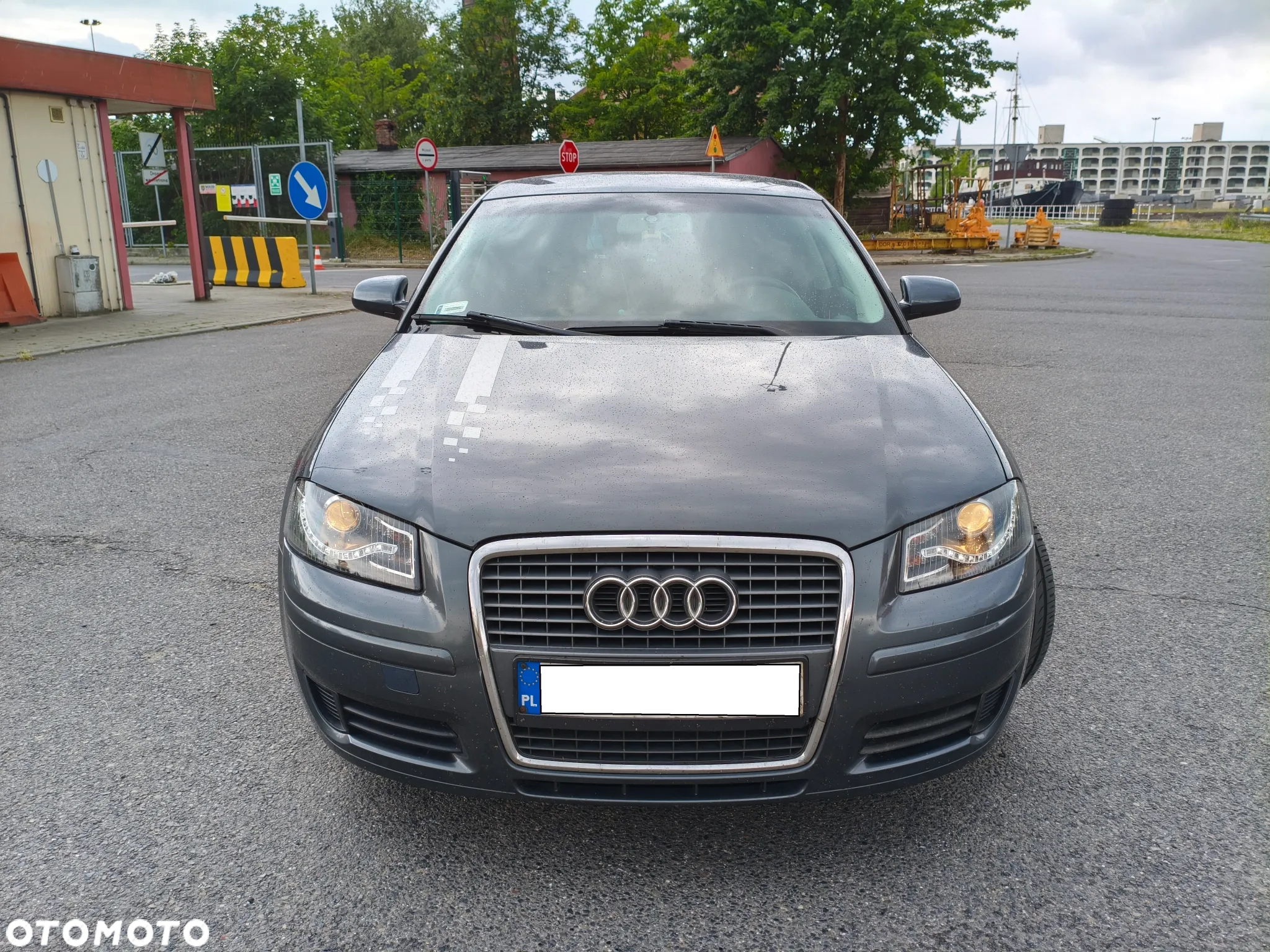 Audi A3 1.6 Ambiente - 2
