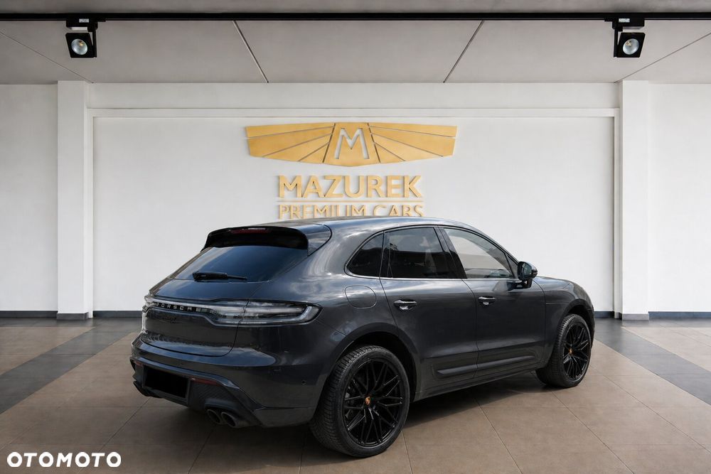 Porsche Macan - 3