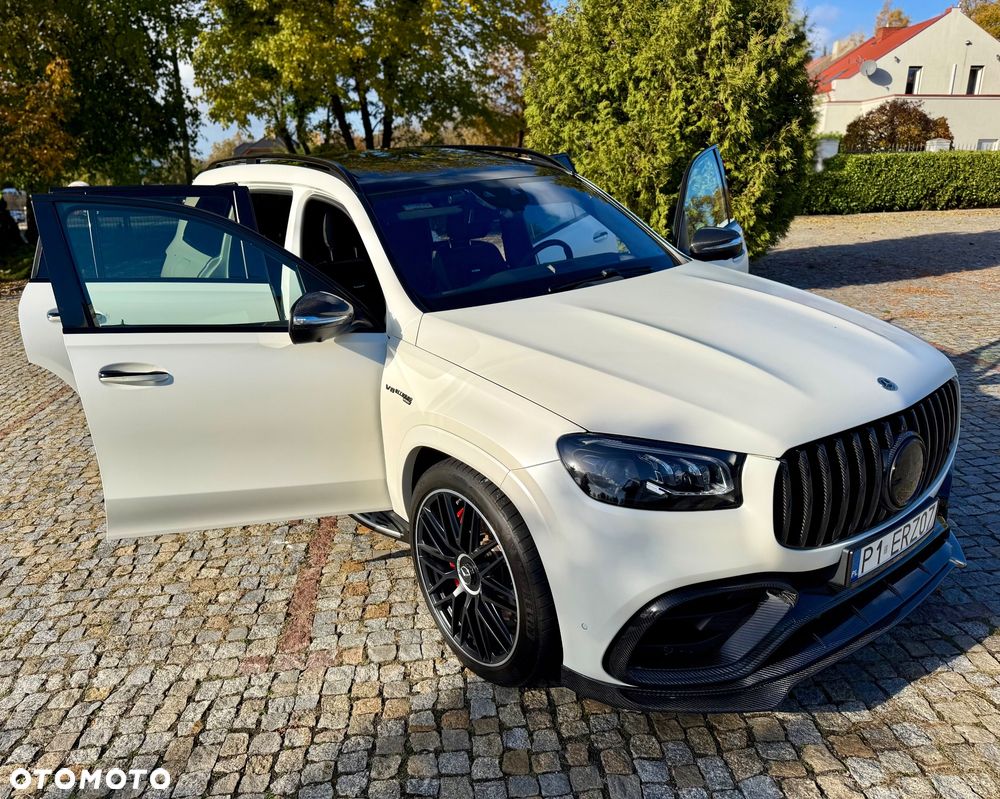Mercedes-Benz GLS - 12