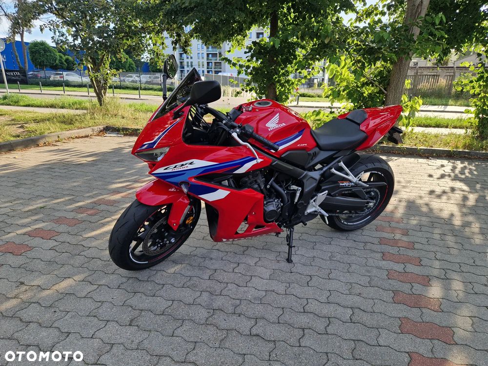 Honda CBR - 6