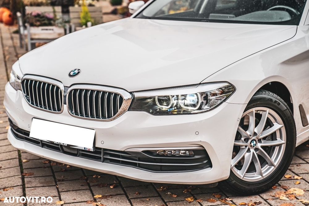 BMW Seria 5 520d xDrive AT - 2