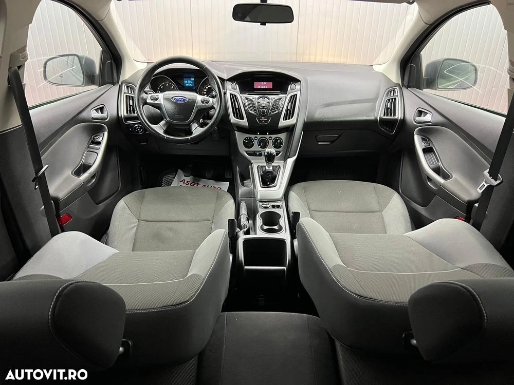 Ford Focus - 4
