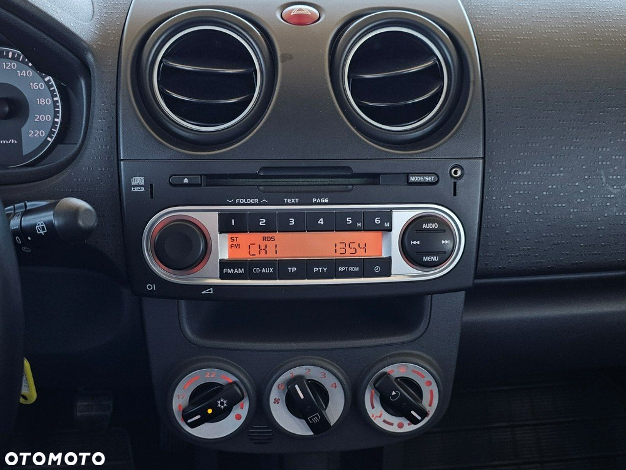 Mitsubishi Colt - 17