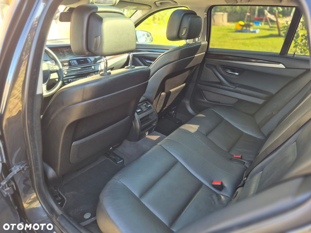 BMW Seria 5 520d - 6