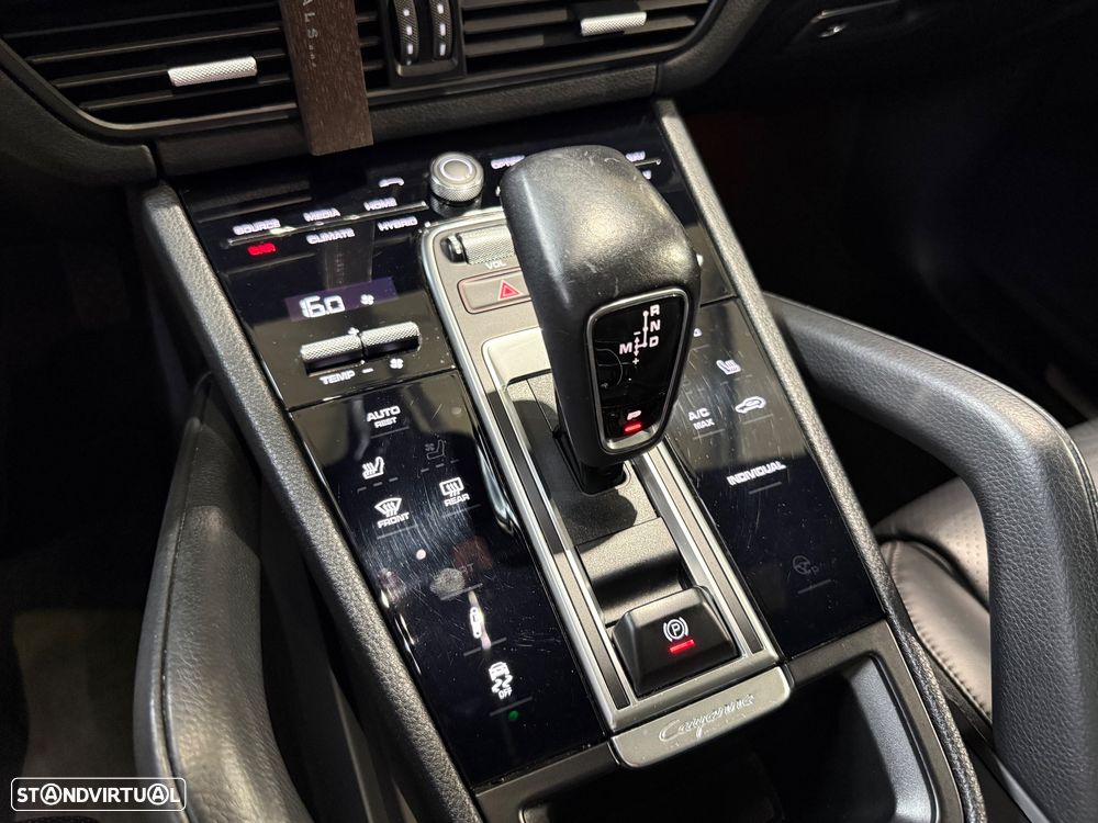 Porsche Cayenne E-Hybrid - 19
