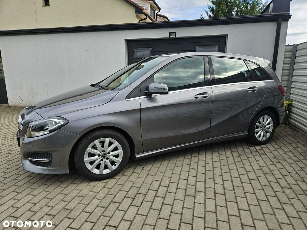 Mercedes-Benz Klasa B 180 7G-DCT Style - 12