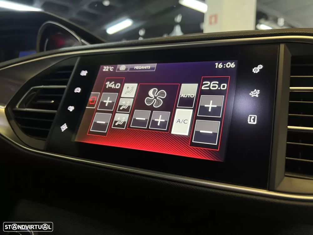 Peugeot 308 1.2 PureTech GT Line - 15