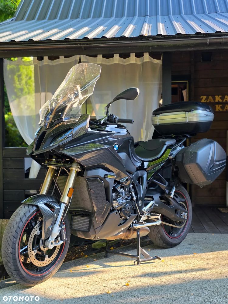 BMW XR - 1