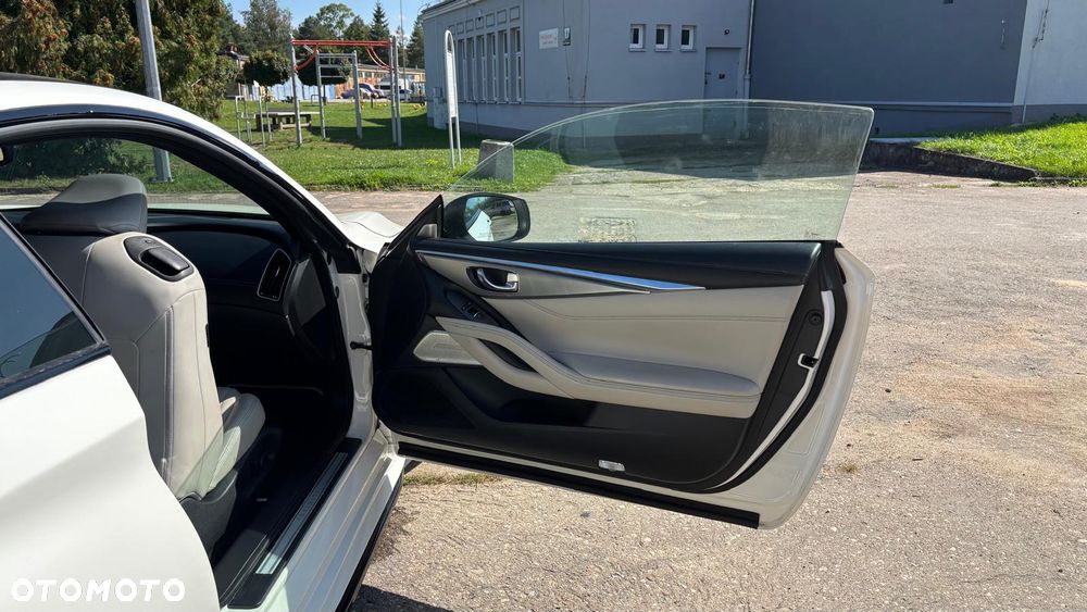 Infiniti Q60 3.0t AWD Sport - 12
