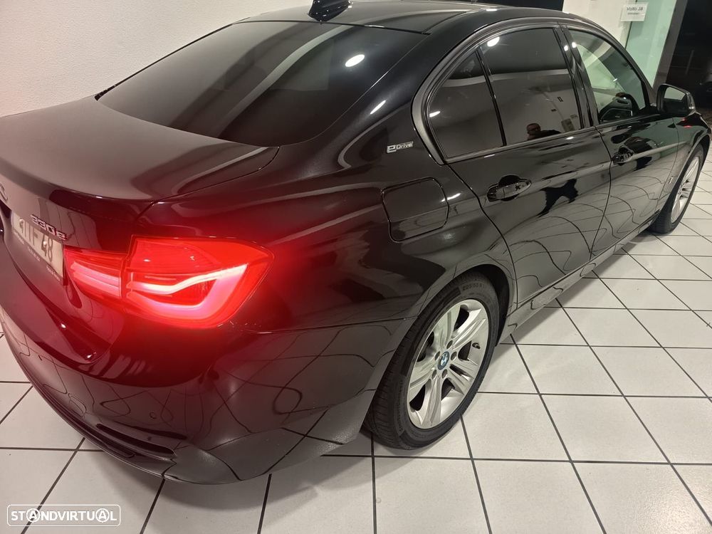 BMW 330 e Auto - 8