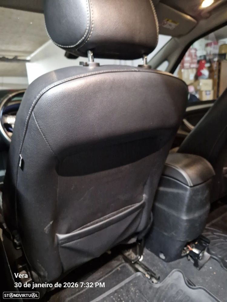 Ford S-Max 2.0 TDCi Titanium 7L - 14