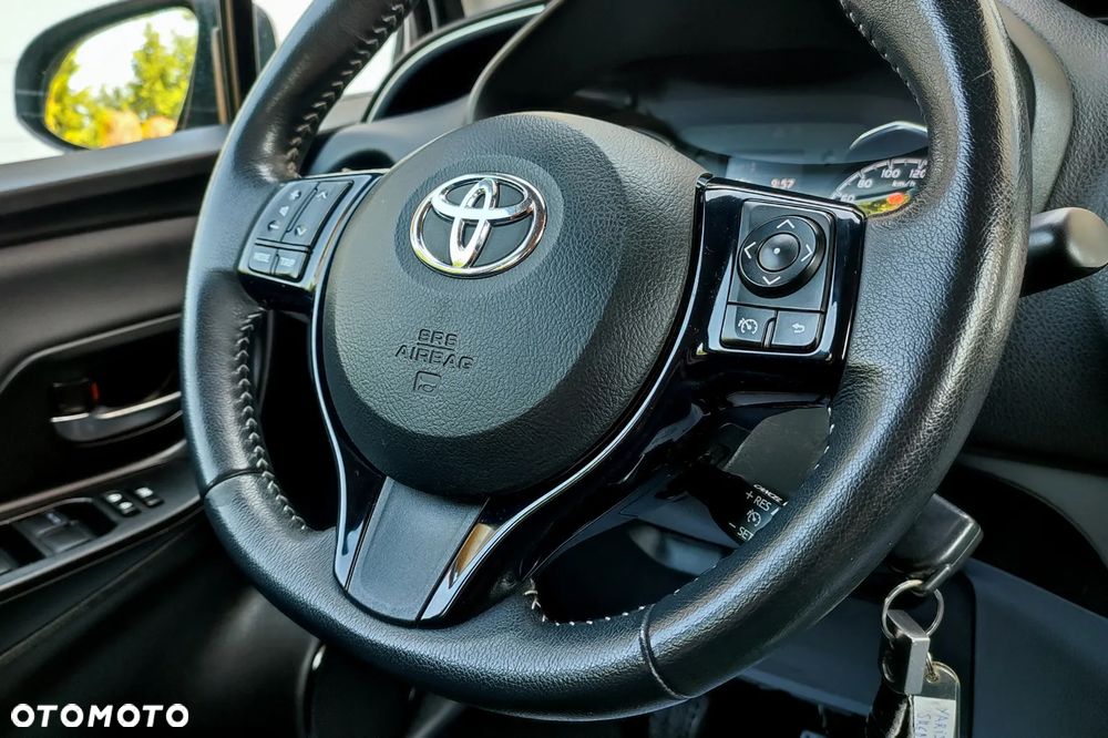 Toyota Yaris 1.0 Premium - 13