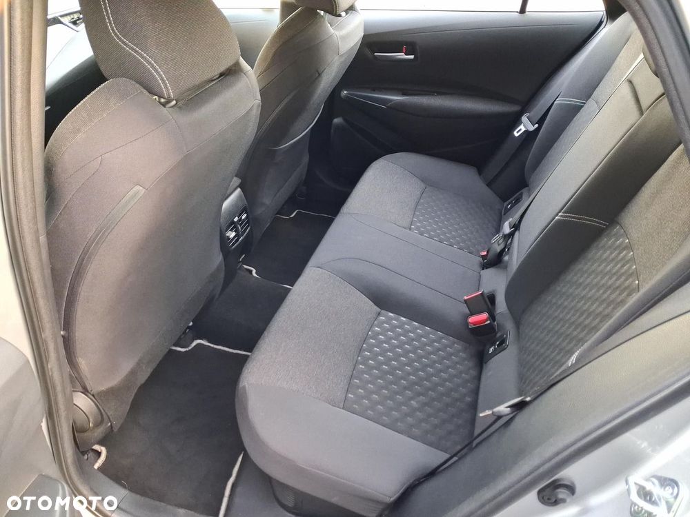 Toyota Corolla 1.8 Hybrid Comfort - 12