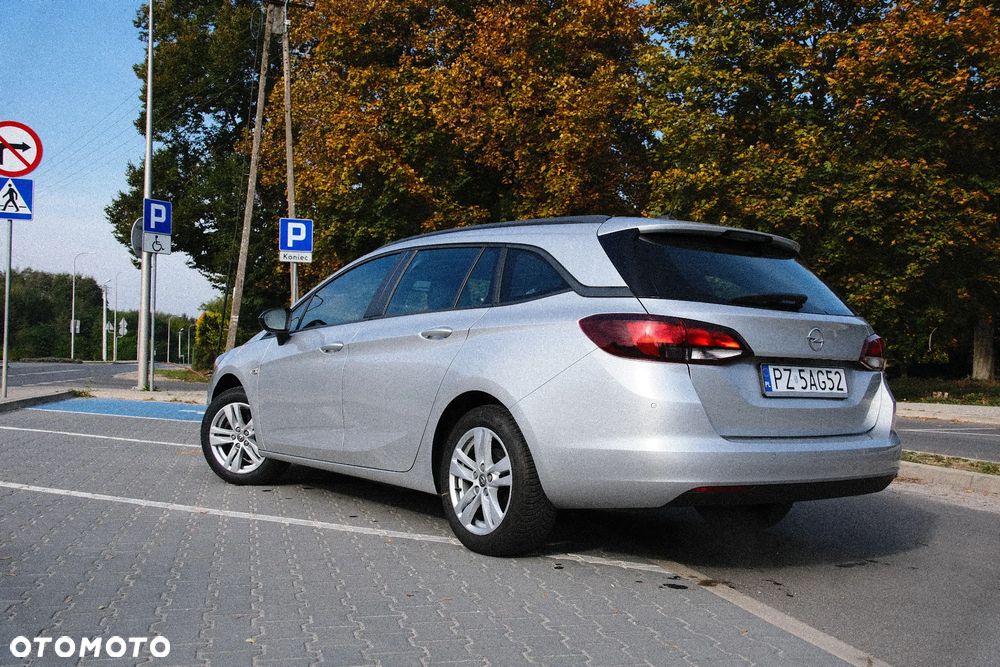 Opel Astra 2021 photo 3