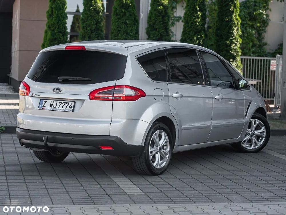 Ford S-Max 2.0 TDCi DPF Titanium X - 13