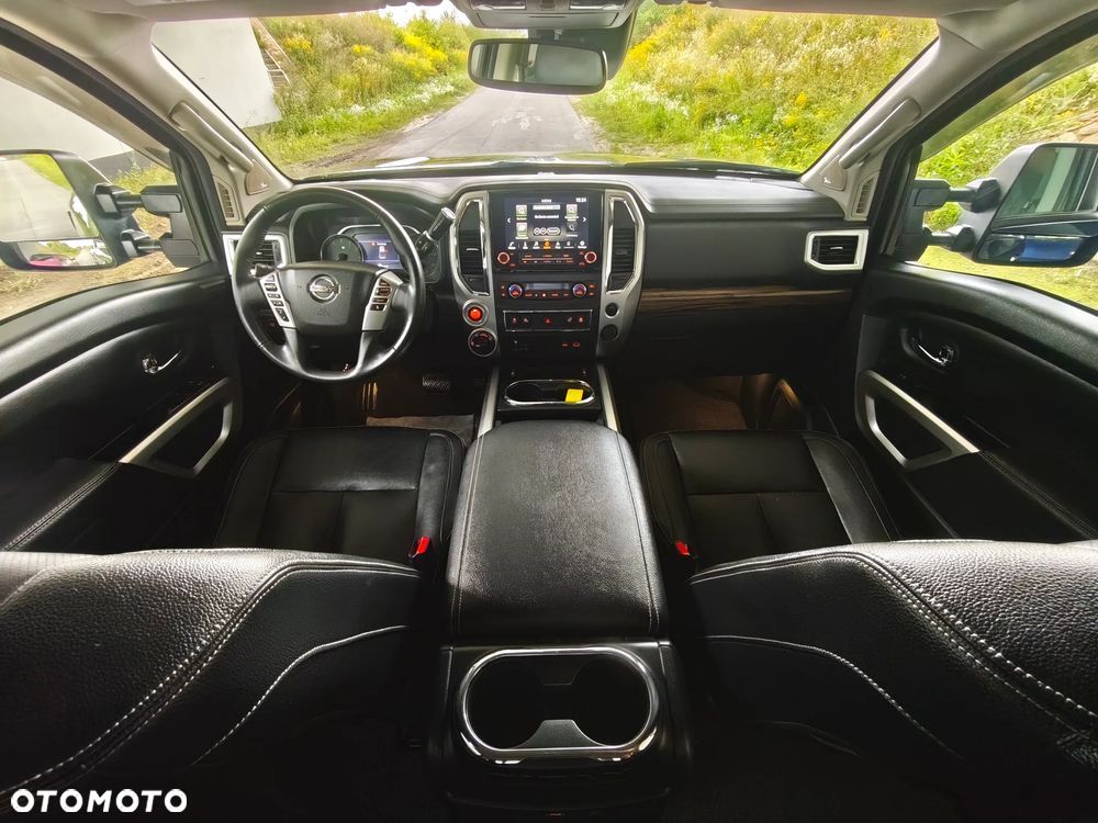 Nissan Titan - 22