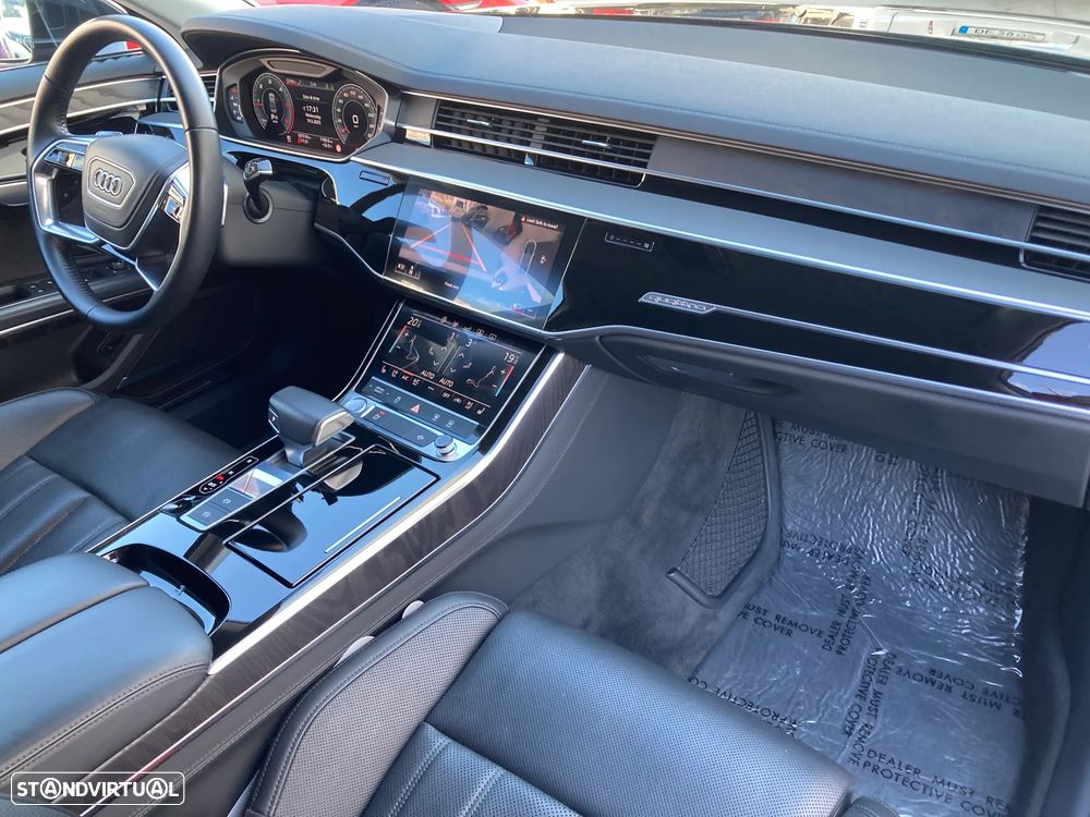 Audi A8 3.0 TDi V6 quattro Tiptronic Longo - 38