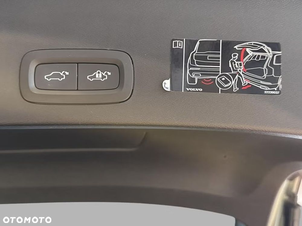 Volvo XC 40 73kWh P6 Recharge Plus - 16