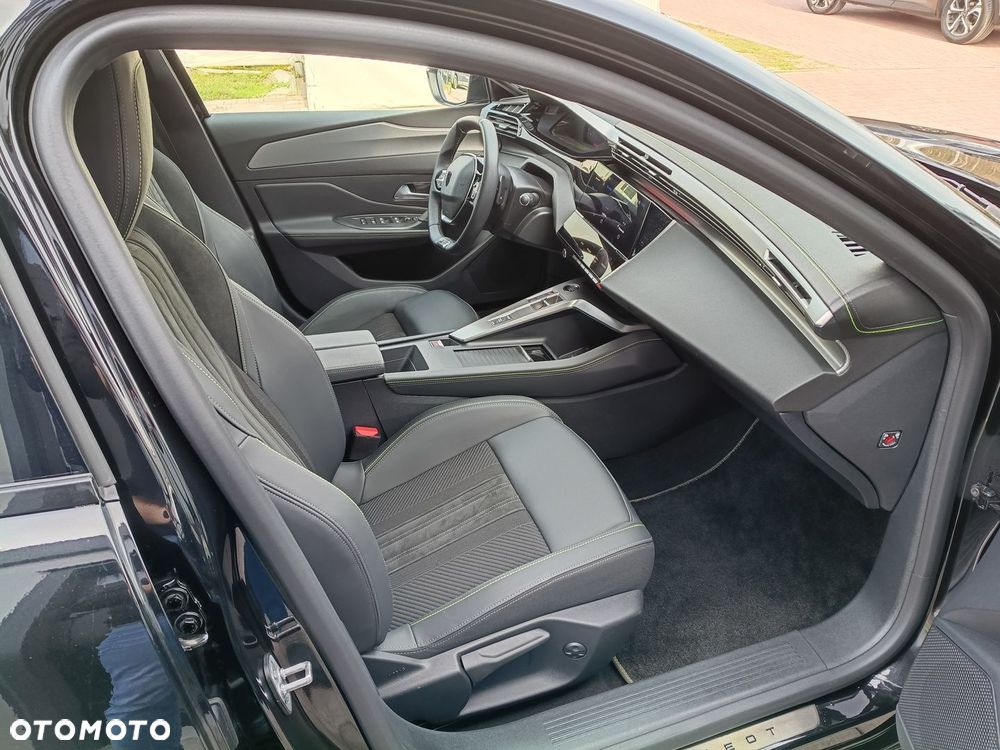 Peugeot 308 - 13