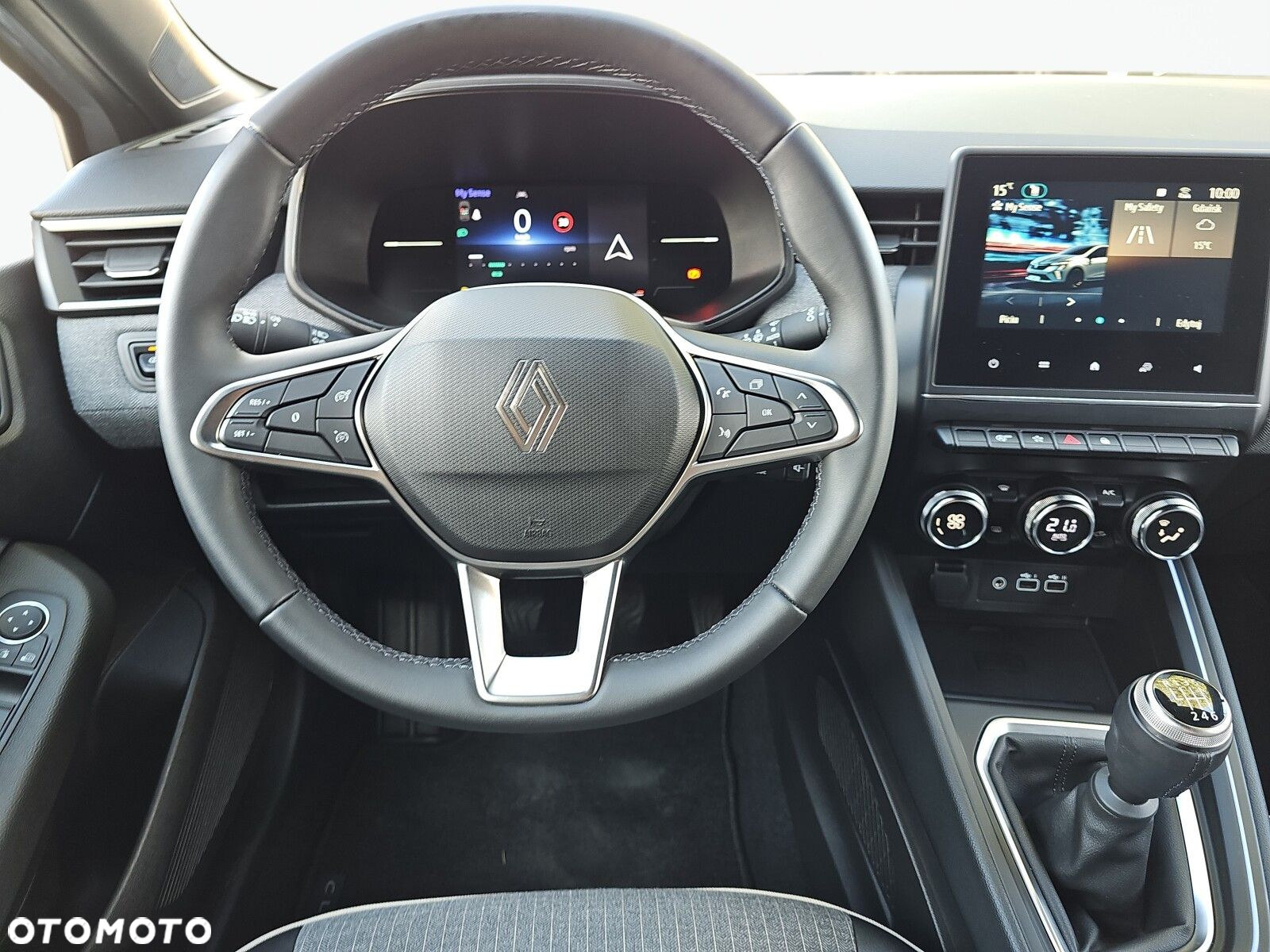 Renault Clio - 12