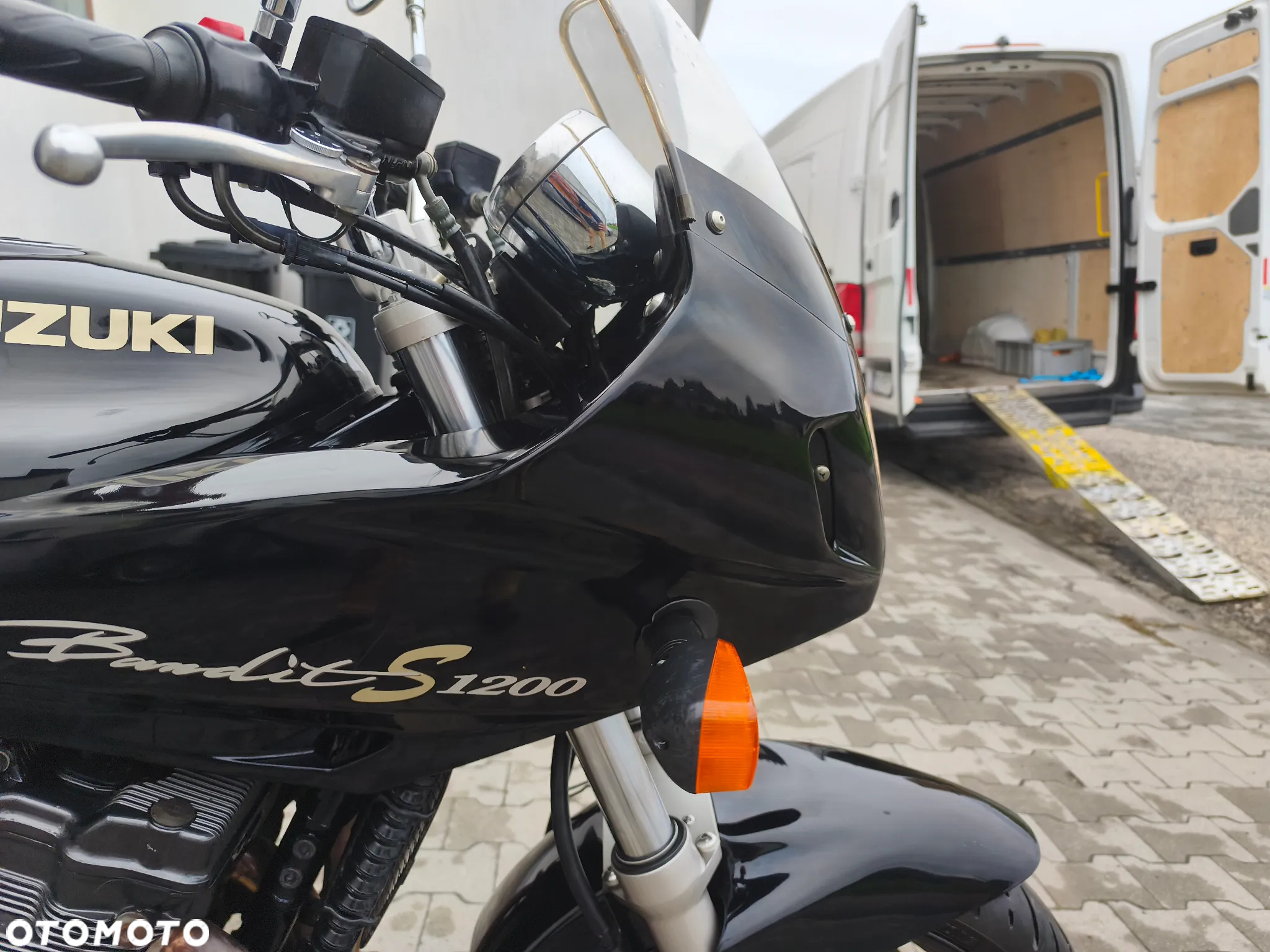 Suzuki Bandit - 19