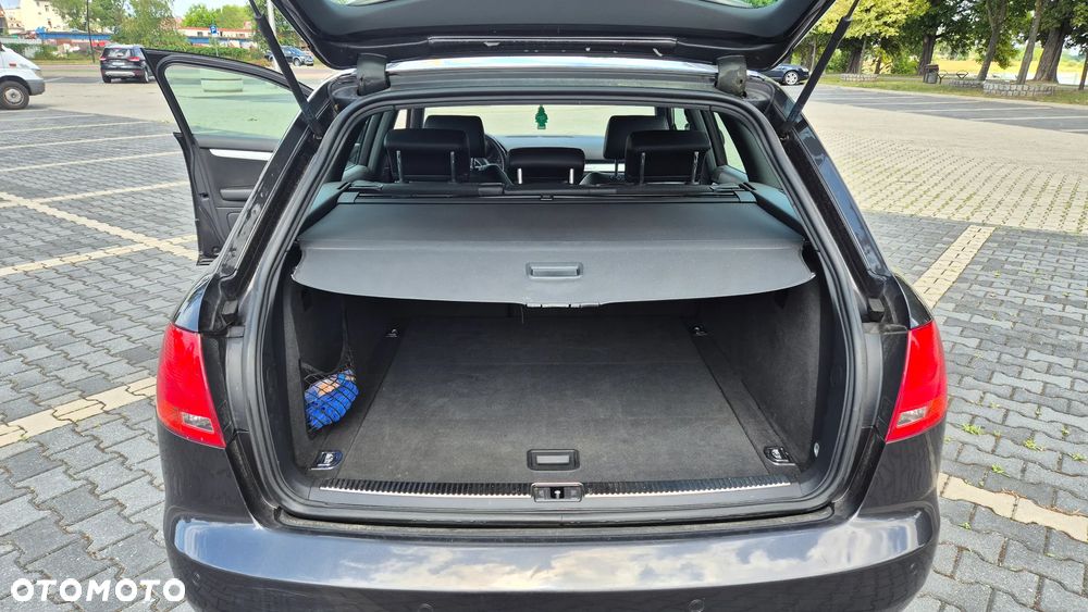 Audi A4 Avant 2.0T FSI Quattro - 16